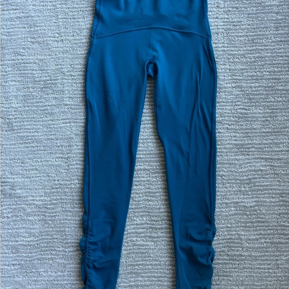 Lululemon leggings - Picture 2 of 4
